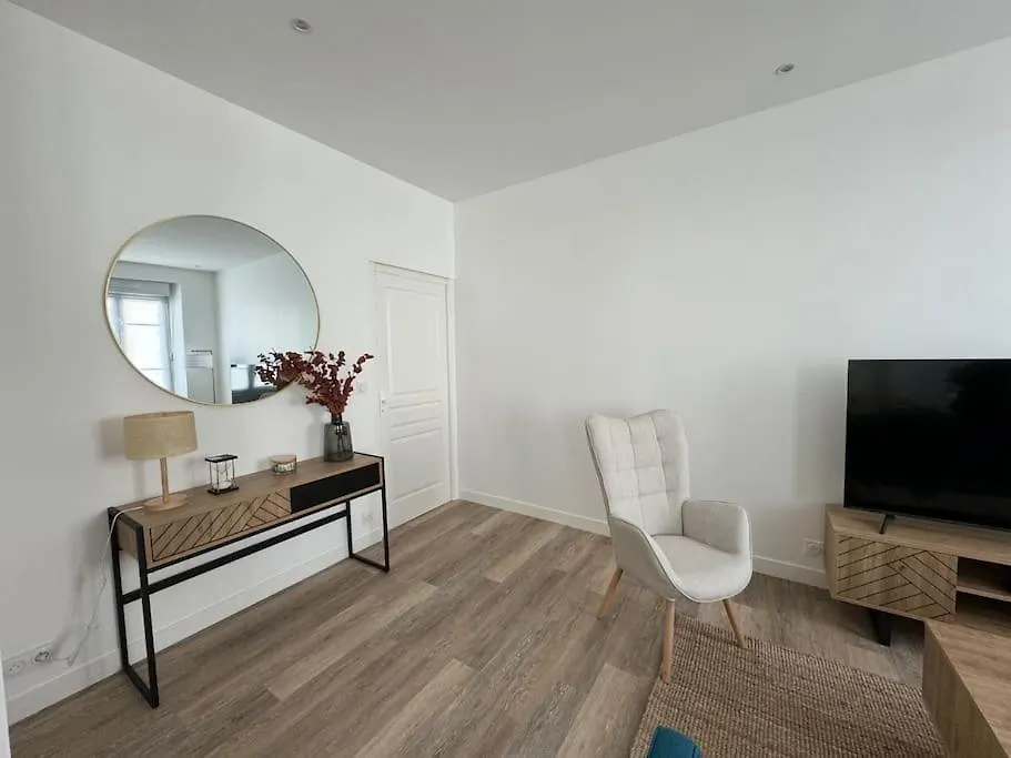 Apartment Charmant T3 Neuf Au Centre De Lorient !