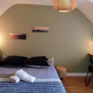 L Ideal 10 Mn Vannes Linge De Lit, Serviettes Inclus Wifi Parking Gratuit Appartement
